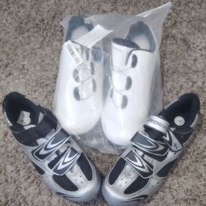 Specialized Silver and Black Men's Cycling Shoes